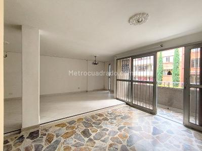 Apartamento de 4 alcobas en arriendo en Belen Patuca, Medellín, 155 m² · foto 3 de 16