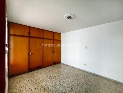 Apartamento de 4 alcobas en arriendo en Belen Patuca, Medellín, 155 m² · foto 10 de 16