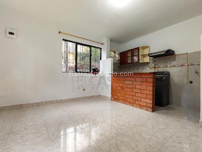 Apartaestudio en arriendo en Belen Altavista Parte Baja, Medellín, 30 m² · foto 2 de 6
