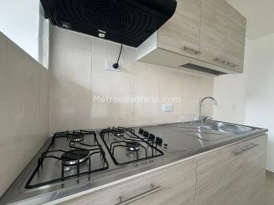 Apartamento en venta en Belen Rosales, Medellín · foto 3 de 10