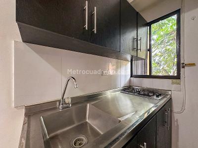 Apartaestudio en arriendo en Belen La Gloria, Medellín · foto 3 de 7