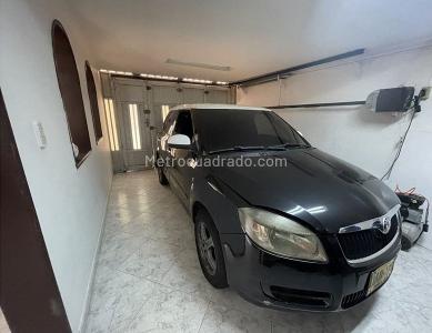 Casa de 3 alcobas en venta en Belen La Nubia, Medellín, 151 m² · foto 8 de 8