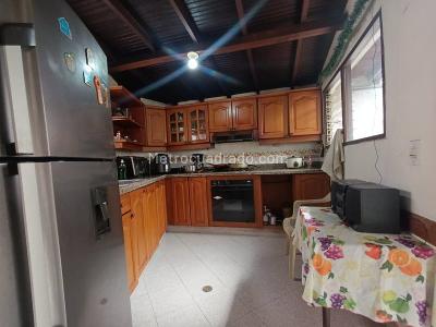 Casa de 1 alcoba en venta en Belen Malibu, Medellín, 131 m² · foto 3 de 13