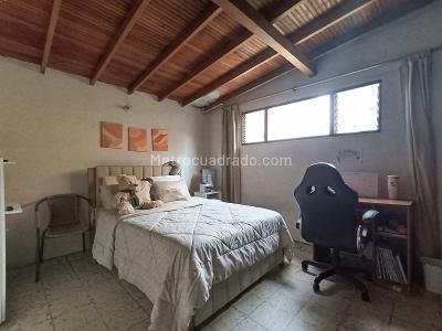 Casa de 1 alcoba en venta en Belen Malibu, Medellín, 131 m² · foto 8 de 13