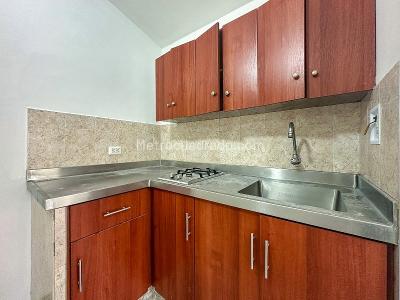 Apartamento de 2 alcobas en arriendo en Belen Miravalle, Medellín, 48 m² · foto 5 de 9