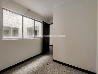 Casa en arriendo en Santa Monica, Medellín · foto 10 de 20