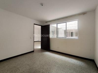Casa en arriendo en Santa Monica, Medellín · foto 12 de 20