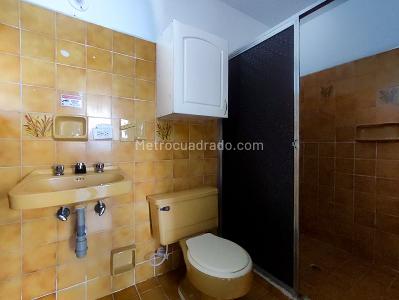Casa en arriendo en Santa Monica, Medellín · foto 18 de 20