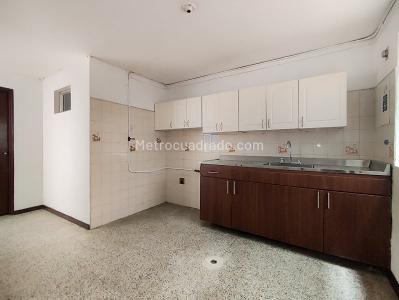 Casa en arriendo en Santa Monica, Medellín · foto 6 de 20
