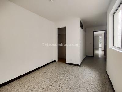 Casa en arriendo en Santa Monica, Medellín · foto 7 de 20