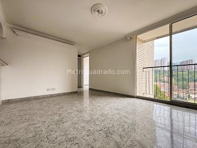 Apartamento de 2 alcobas en arriendo en Belen Rincon, Medellín, 55 m² · foto 3 de 7