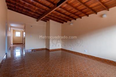Apartamento de 3 alcobas en arriendo en Belen San Bernardo, Medellín, 95 m² · foto 3 de 12