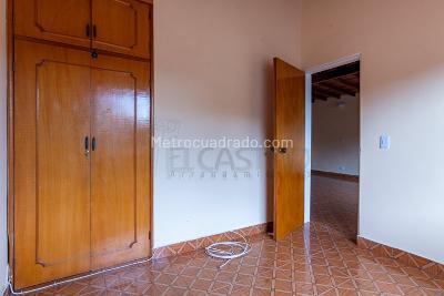 Apartamento de 3 alcobas en arriendo en Belen San Bernardo, Medellín, 95 m² · foto 10 de 12