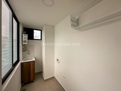 Apartamento de 3 alcobas en arriendo en Belen Miravalle, Medellín, 90 m² · foto 12 de 12