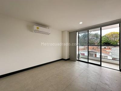 Apartamento de 3 alcobas en arriendo en Belen Miravalle, Medellín, 90 m² · foto 4 de 12