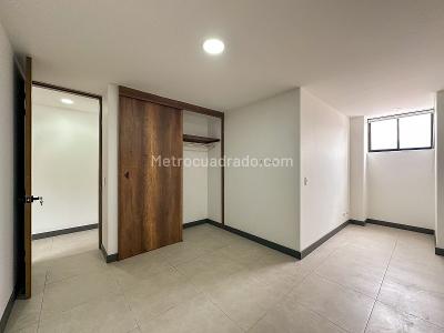 Apartamento de 3 alcobas en arriendo en Belen Miravalle, Medellín, 90 m² · foto 8 de 12