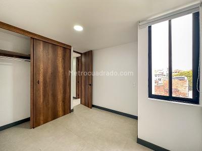 Apartamento de 3 alcobas en arriendo en Belen Miravalle, Medellín, 90 m² · foto 9 de 12