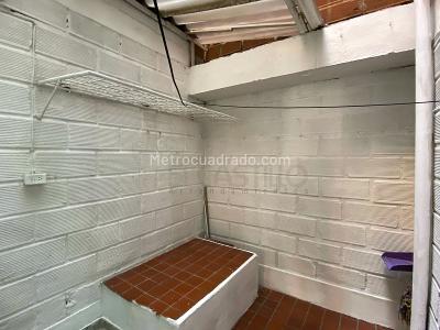 Apartamento de 3 alcobas en arriendo en Belen Rosales, Medellín, 95 m² · foto 12 de 13