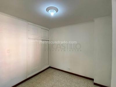 Apartamento de 3 alcobas en arriendo en Belen Rosales, Medellín, 95 m² · foto 6 de 13