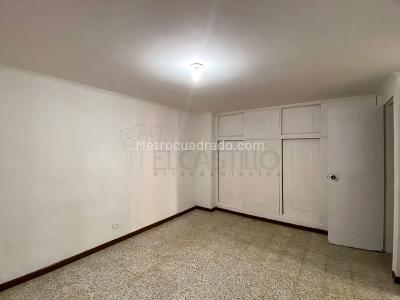 Apartamento de 3 alcobas en arriendo en Belen Rosales, Medellín, 95 m² · foto 7 de 13
