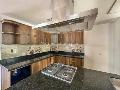 Apartamento de 3 alcobas en arriendo en Laureles, Medellín, 125 m² · foto 5 de 14