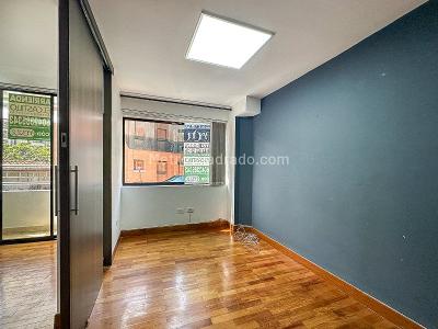 Apartamento de 3 alcobas en arriendo en Laureles, Medellín, 125 m² · foto 9 de 14