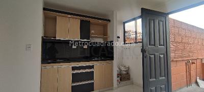Apartamento de 2 alcobas en arriendo en Belen Rosales, Medellín, 40 m² · foto 5 de 8