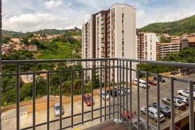 Apartamento de 3 alcobas en arriendo en Belen Rincon, Medellín, 59 m² · foto 2 de 11