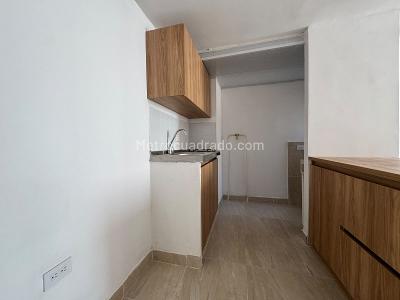 Apartamento de 2 alcobas en venta en Cabecera San Antonio De Prado, Medellín, 42 m² · foto 2 de 6