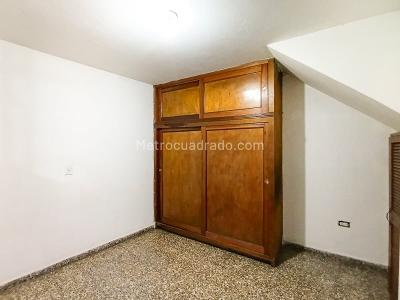 Apartamento de 3 alcobas en arriendo en Belen Parque, Medellín, 80 m² · foto 4 de 5