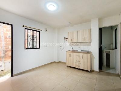 Apartamento de 2 alcobas en arriendo en Belen Rincon, Medellín, 50 m² · foto 3 de 10
