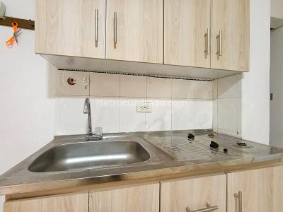 Apartamento de 2 alcobas en arriendo en Belen Rincon, Medellín, 50 m² · foto 6 de 10