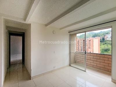 Apartamento de 2 alcobas en arriendo en Rodeo Alto, Medellín, 45 m² · foto 3 de 8