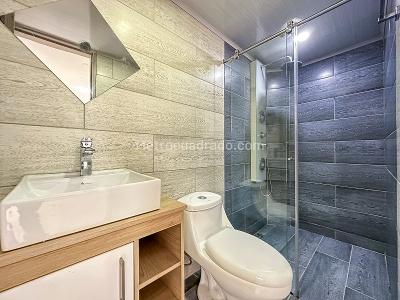 Casa de 5 alcobas en arriendo en Belen San Carlos, Medellín, 140 m² · foto 12 de 14
