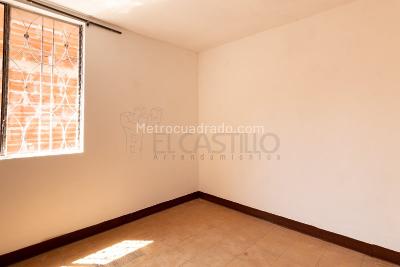 Casa de 3 alcobas en arriendo en Belen Las Violetas, Medellín, 130 m² · foto 6 de 11