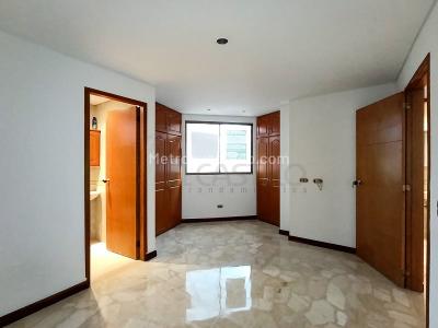 Apartamento de 3 alcobas en arriendo en El Velodromo, Medellín, 85 m² · foto 7 de 10