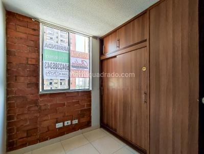 Apartamento de 3 alcobas en arriendo en Loma De Los Bernal, Medellín, 57 m² · foto 6 de 9