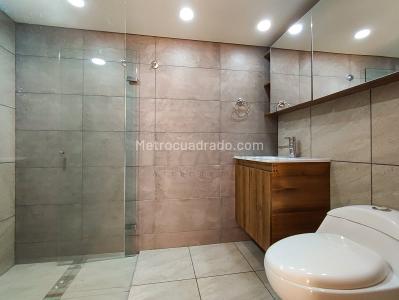 Apartamento de 3 alcobas en arriendo en El Poblado, Medellín, 70 m² · foto 12 de 19