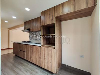 Apartamento de 3 alcobas en arriendo en El Poblado, Medellín, 70 m² · foto 5 de 19