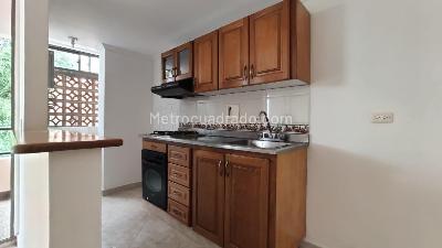 Apartamento de 3 alcobas en arriendo en Belen Malibu, Medellín, 80 m² · foto 7 de 12
