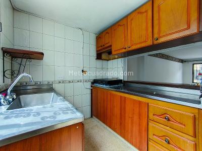 Apartamento de 2 alcobas en arriendo en Belen San Bernardo, Medellín, 95 m² · foto 3 de 7