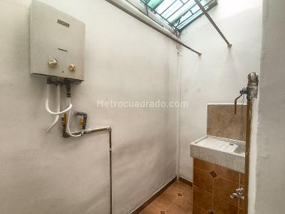 Casa de 3 alcobas en arriendo en Belen La Mota, Medellín, 62 m² · foto 10 de 10