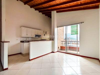 Apartaestudio en arriendo en Belen Parque, Medellín, 60 m² · foto 4 de 9