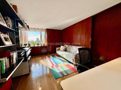 Apartamento de 3 alcobas en venta en Los Rosales Emaus, Bogotá, 175 m² · foto 11 de 17