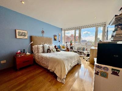 Apartamento de 3 alcobas en venta en Los Rosales Emaus, Bogotá, 175 m² · foto 2 de 17