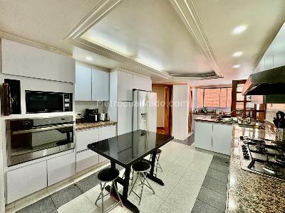Apartamento de 4 alcobas en venta en Bellavista, Bogotá, 280 m² · foto 15 de 20
