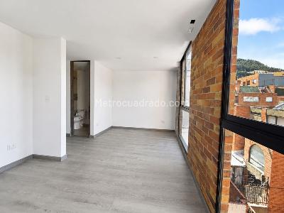 Apartamento de 1 alcoba en venta en Bella Suiza, Bogotá, 33 m² · foto 3 de 11