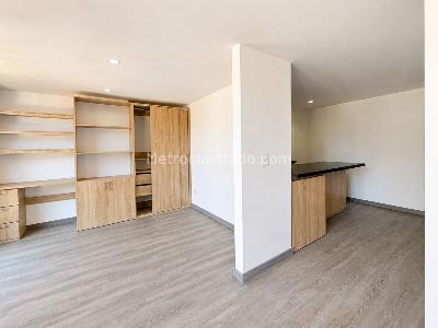 Apartamento de 1 alcoba en venta en Bella Suiza, Bogotá, 33 m² · foto 4 de 11