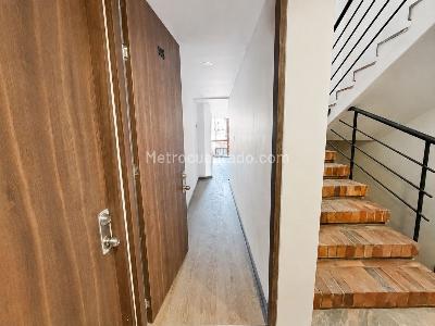 Apartamento de 1 alcoba en venta en Bella Suiza, Bogotá, 33 m² · foto 8 de 11