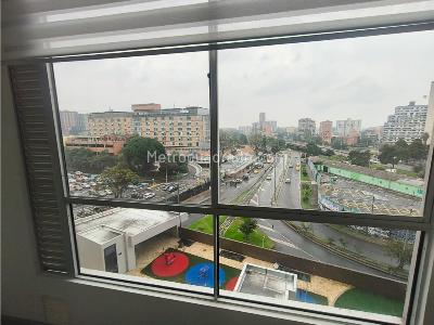 Apartaestudio en venta en Los Martires, Bogotá, 26 m² · foto 16 de 20